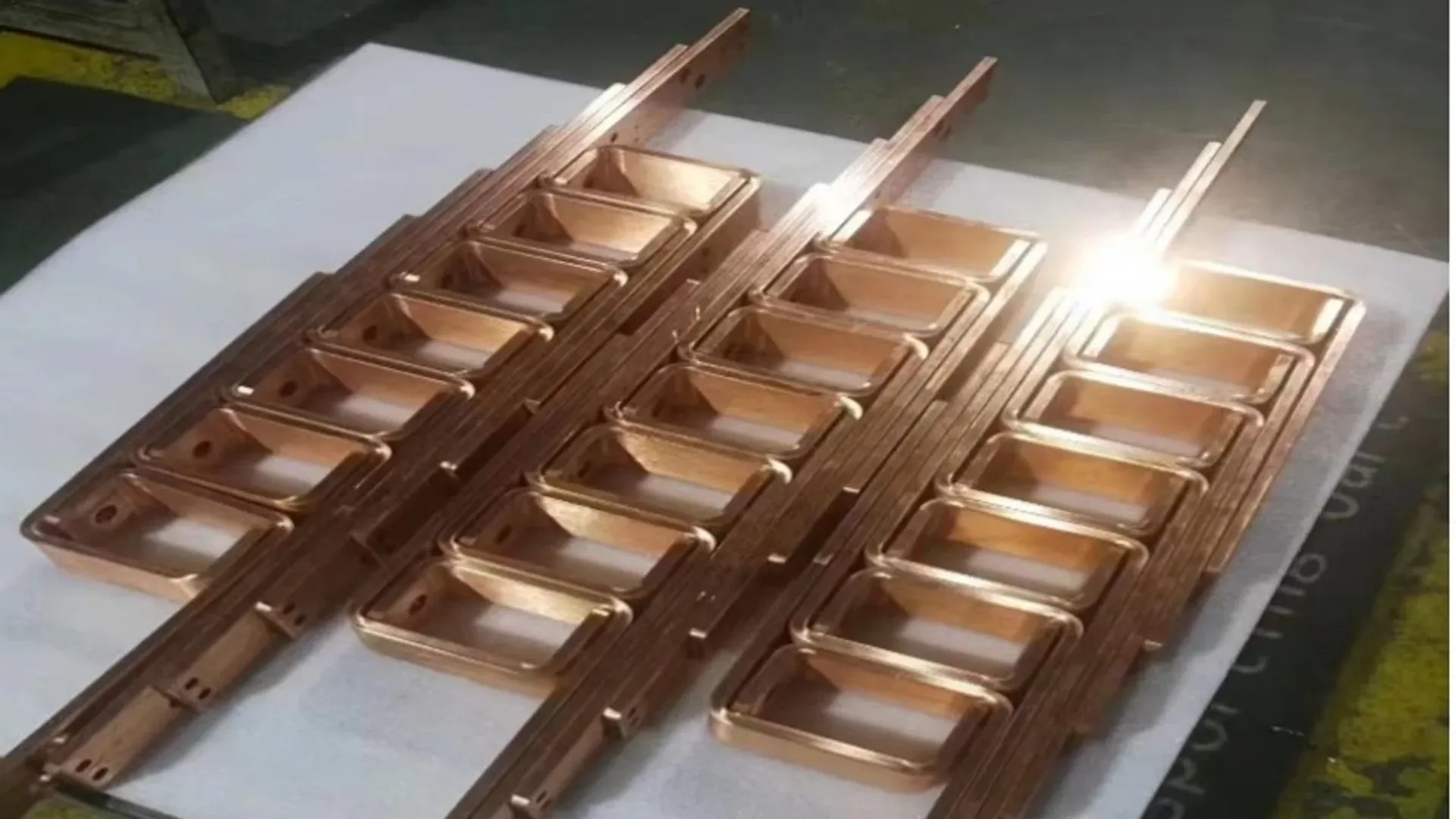 Repeated heavy-copper busbar assemblies prepared for transformer or busduct production